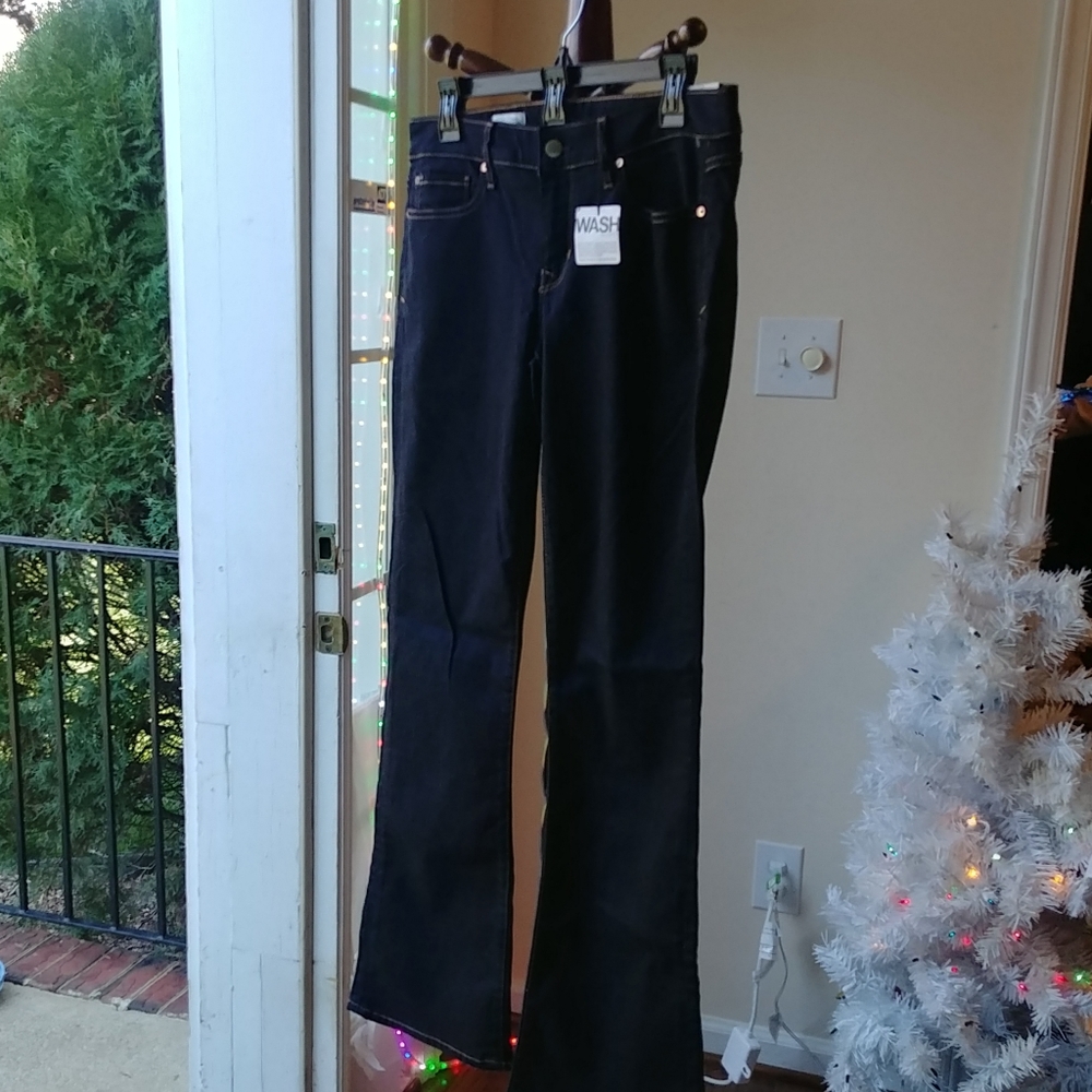 NWT, Gap, 29r, Dark Wash, Boot Cut, Low Rise, Jeans